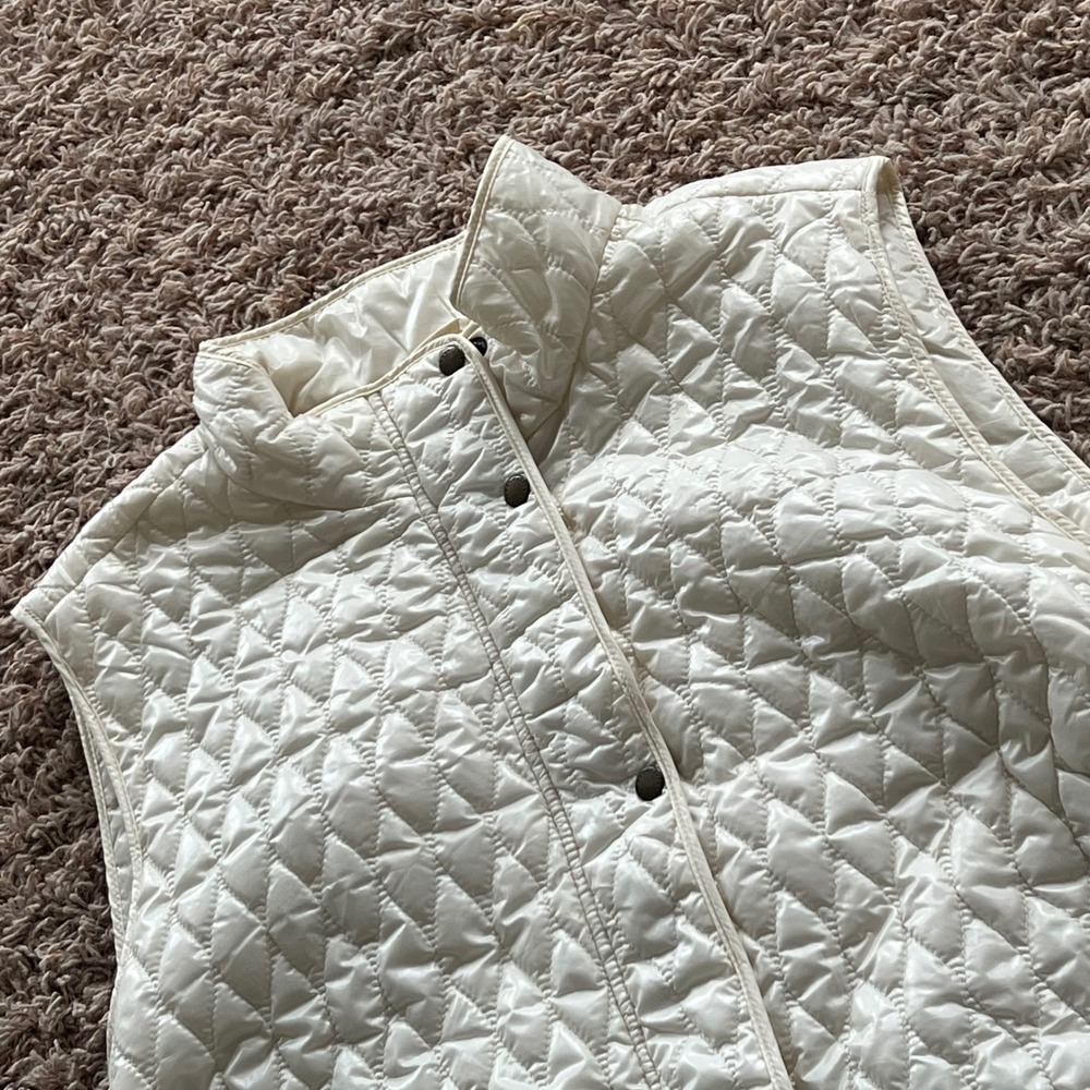 Talbots Woman Ivory Quilted Vest Snap Front Ribbed Side Panels Cream 2X